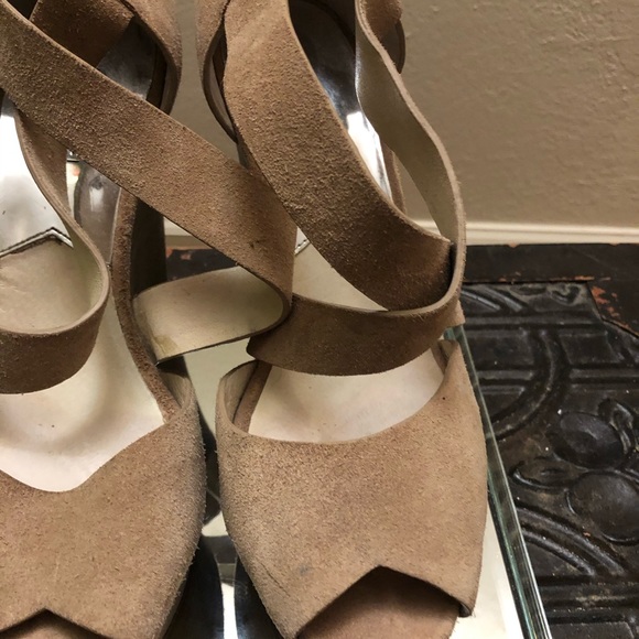 SOLD Michael Kors Ariel Wedges - Picture 5 of 8